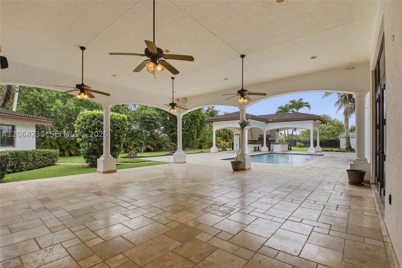 6200 SW 97th Ave, Miami FL 33173