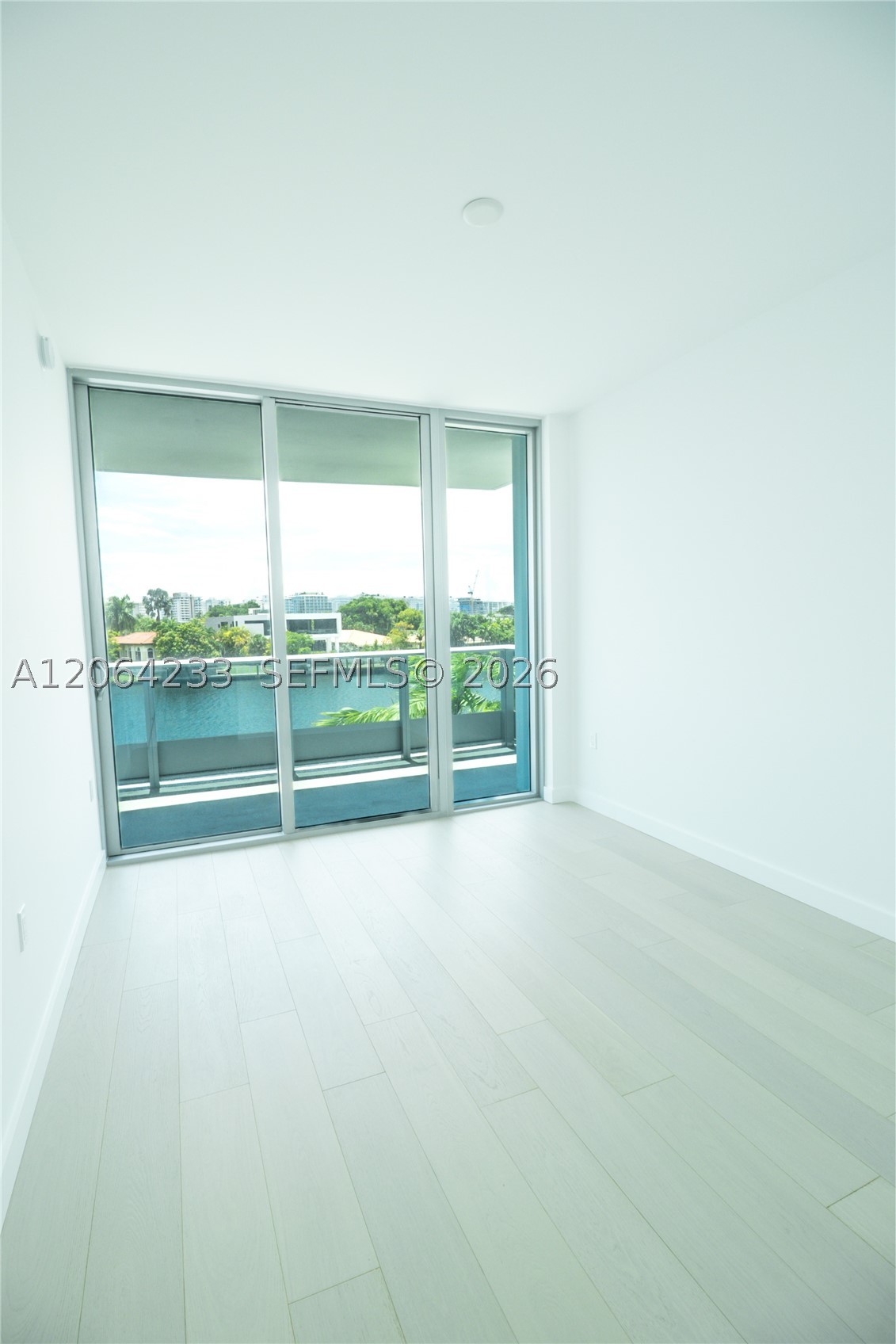 9221 E Bay Harbor Drive #307, Bay Harbor Islands FL 33154