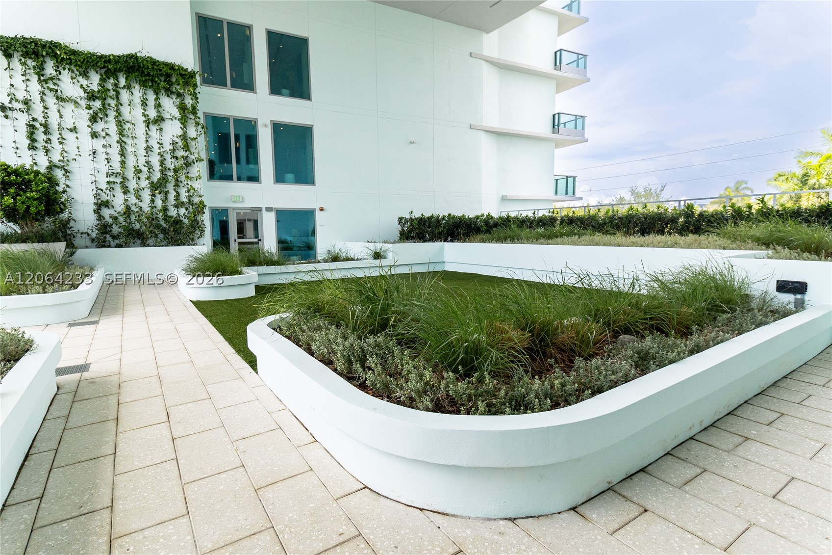 9221 E Bay Harbor Drive #307, Bay Harbor Islands FL 33154
