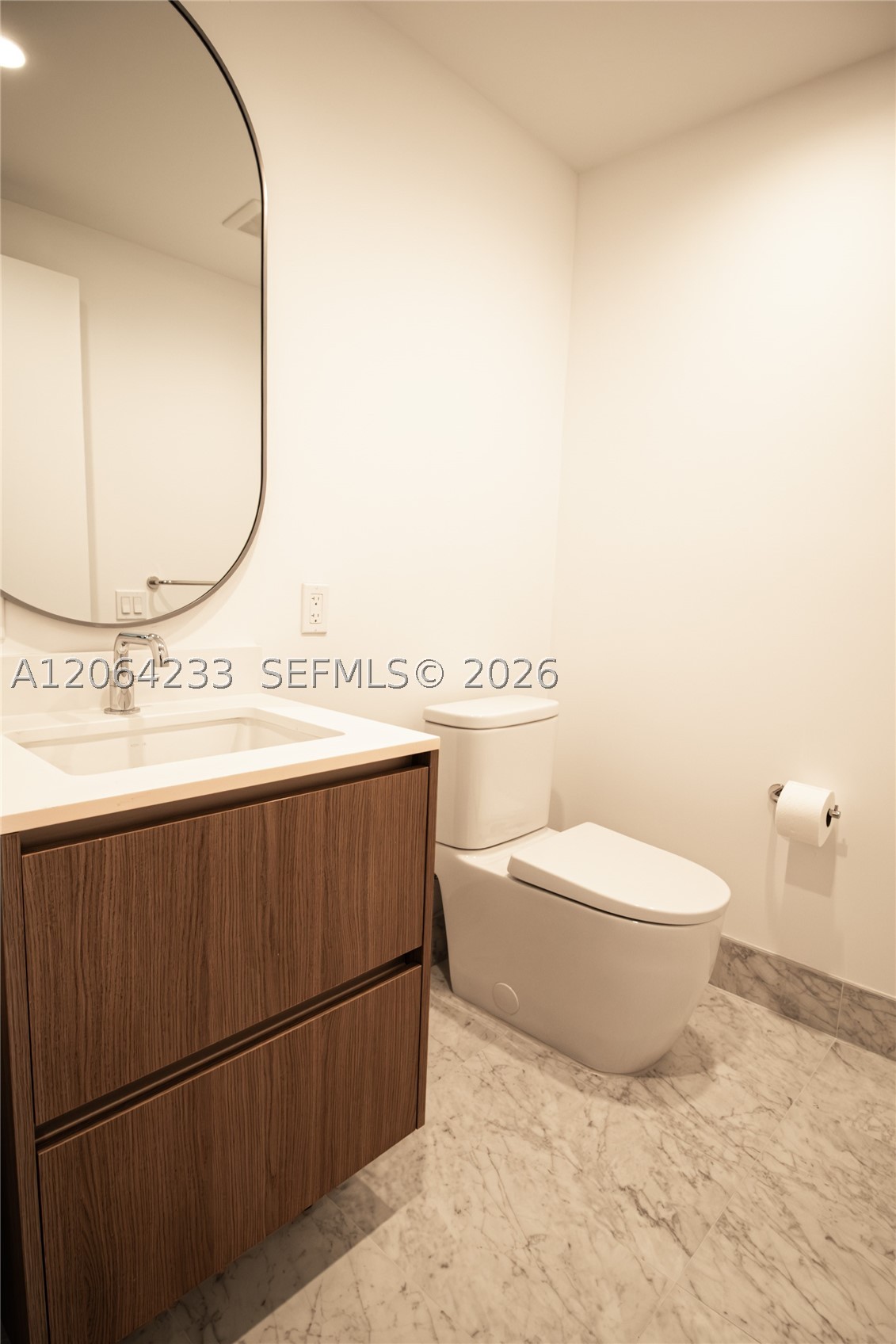 9221 E Bay Harbor Drive #307, Bay Harbor Islands FL 33154