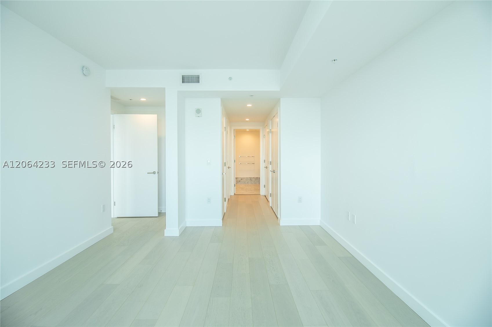 9221 E Bay Harbor Drive #307, Bay Harbor Islands FL 33154