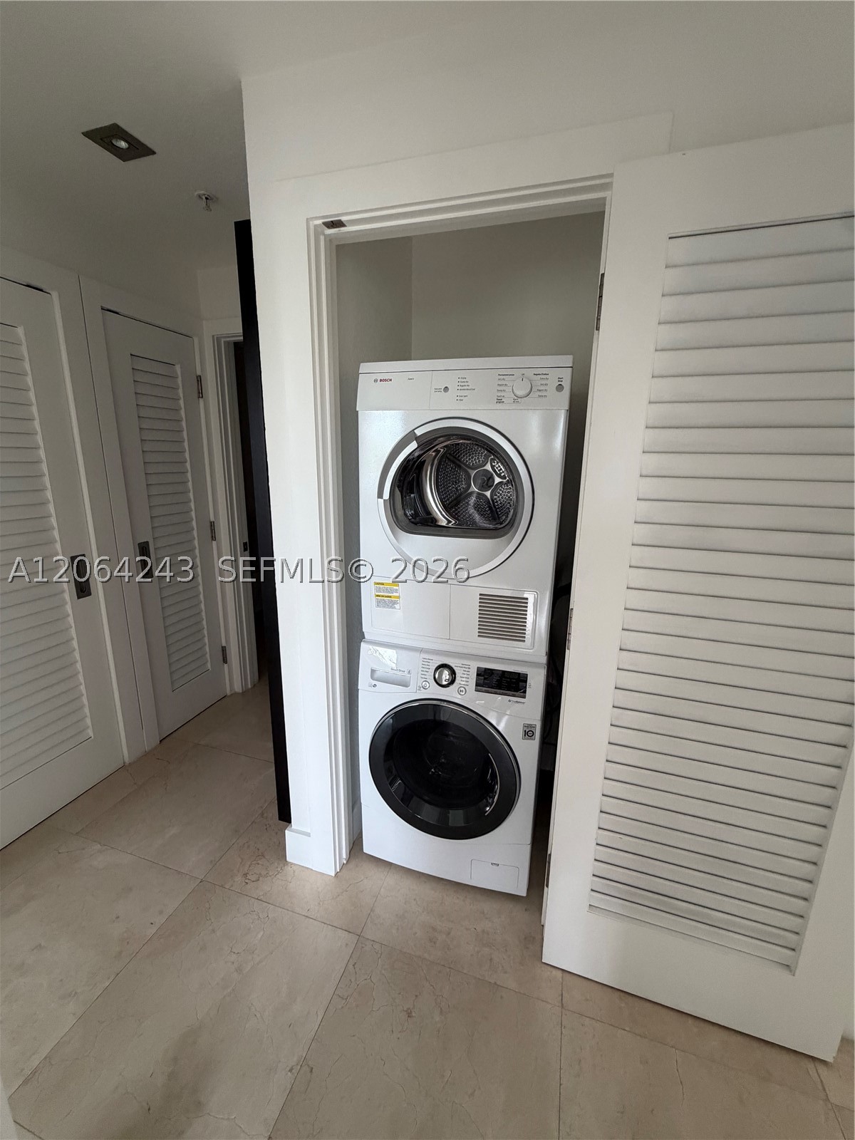 6001 SW 70th St #445, South Miami FL 33143