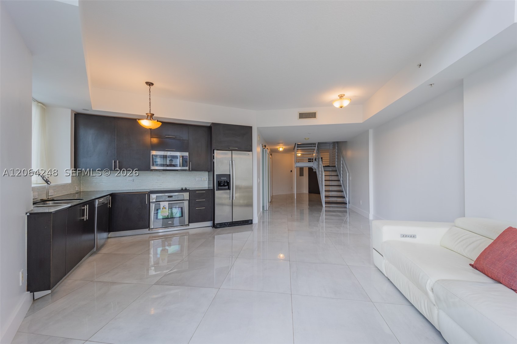 60 SW 13th St #3424, Miami FL 33130
