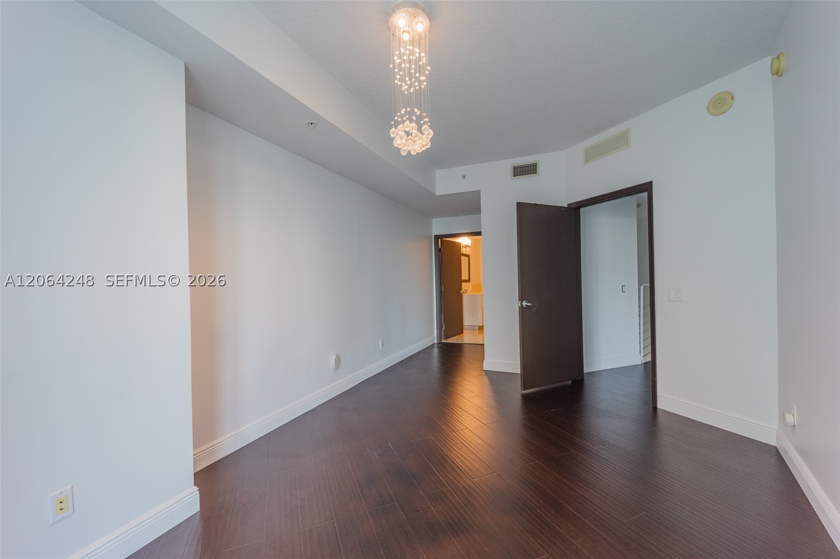 60 SW 13th St #3424, Miami FL 33130