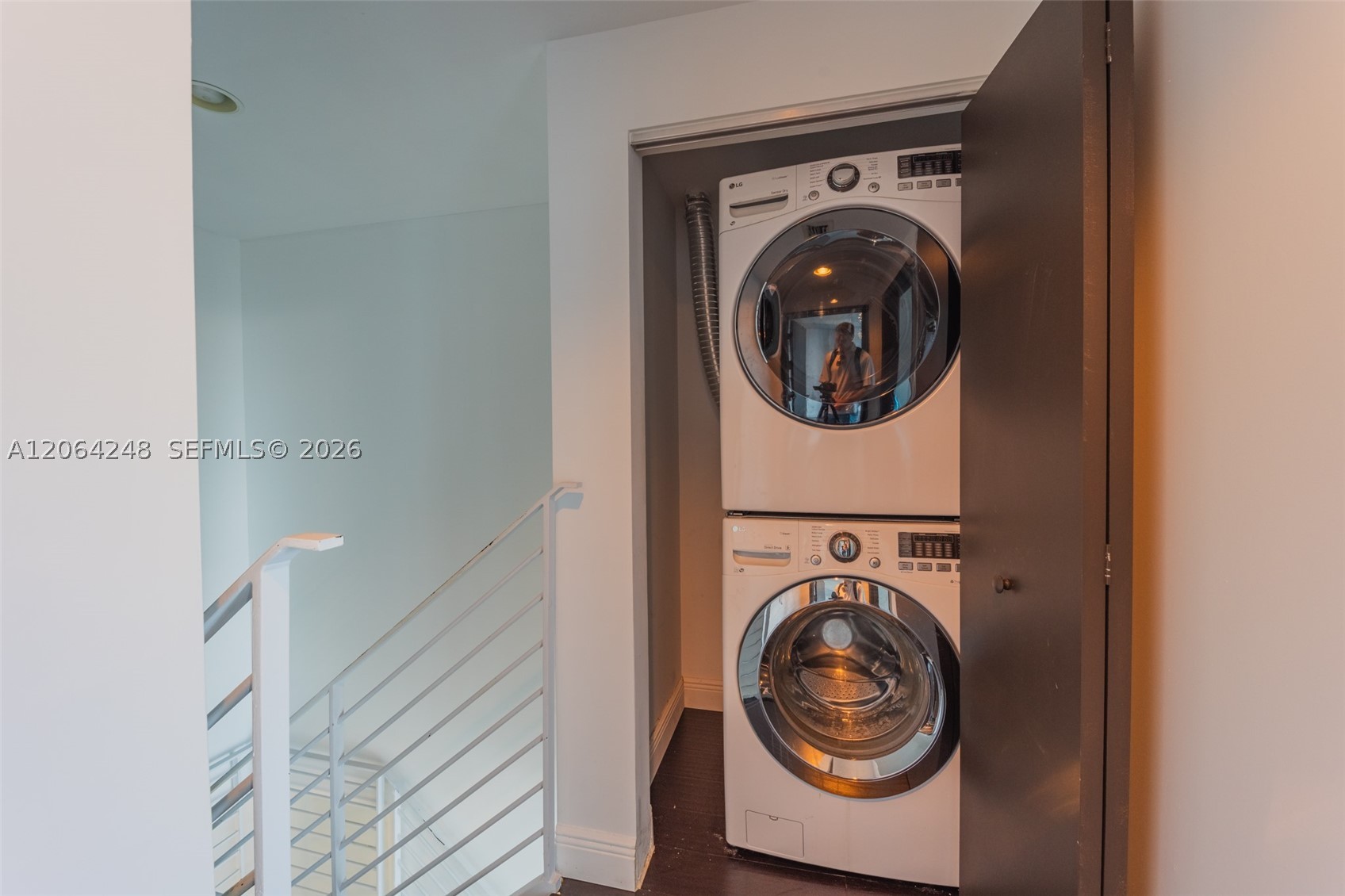 60 SW 13th St #3424, Miami FL 33130