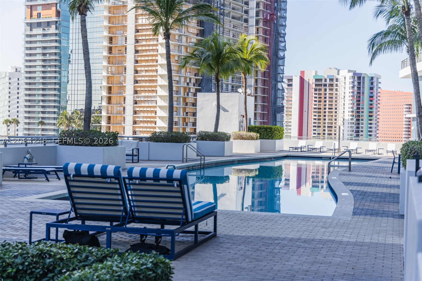 60 SW 13th St #3424, Miami FL 33130