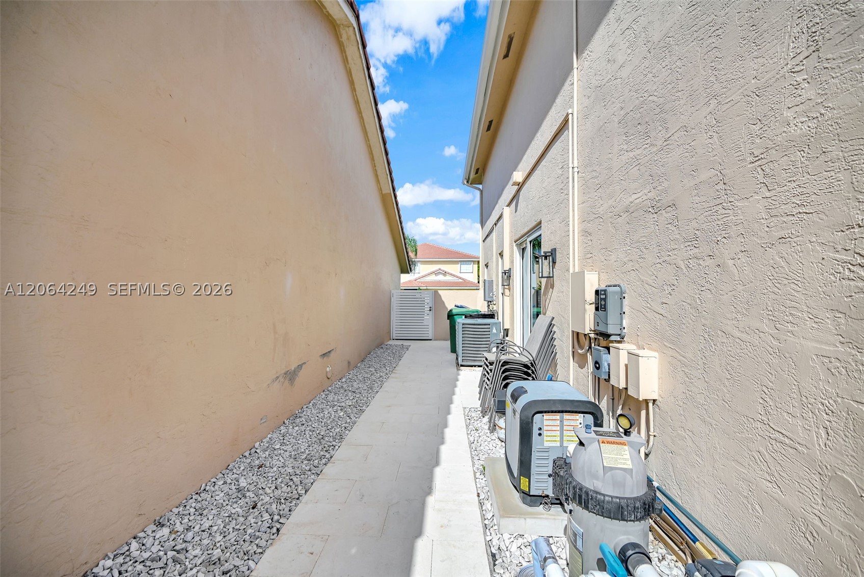 10877 SW 152nd Pl, Miami FL 33196
