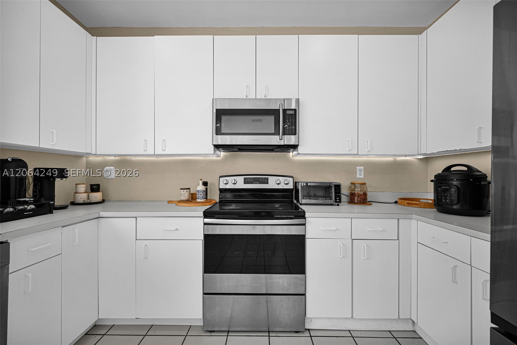 10877 SW 152nd Pl, Miami FL 33196