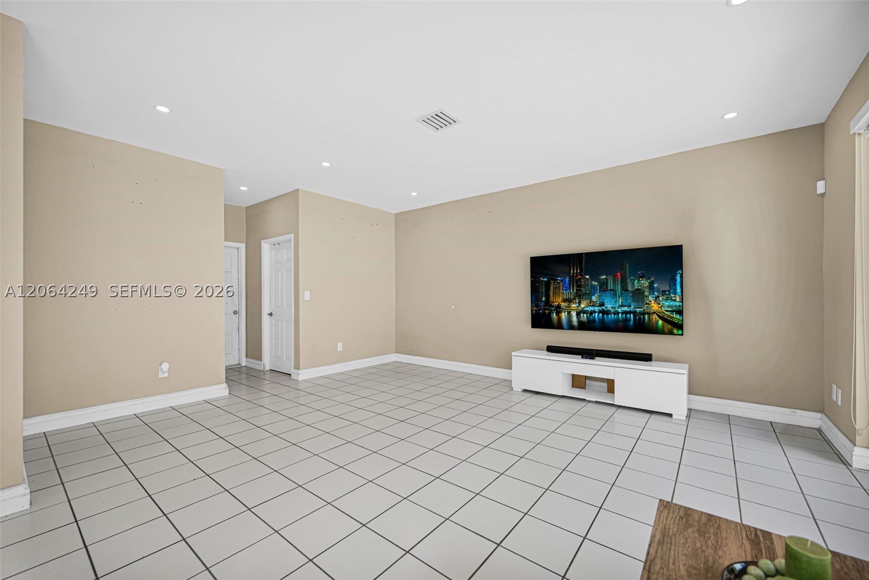 10877 SW 152nd Pl, Miami FL 33196