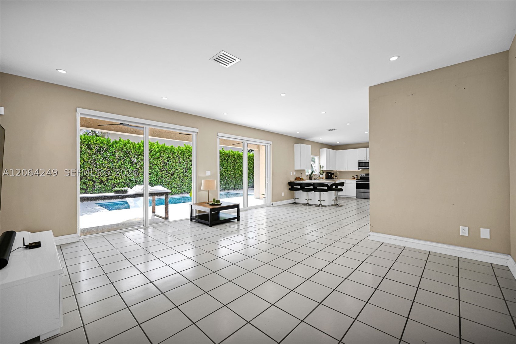 10877 SW 152nd Pl, Miami FL 33196
