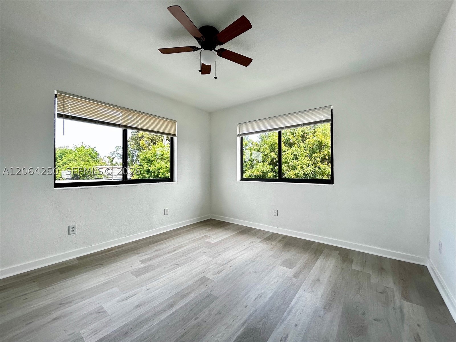 875 80th St #2, Miami Beach FL 33141