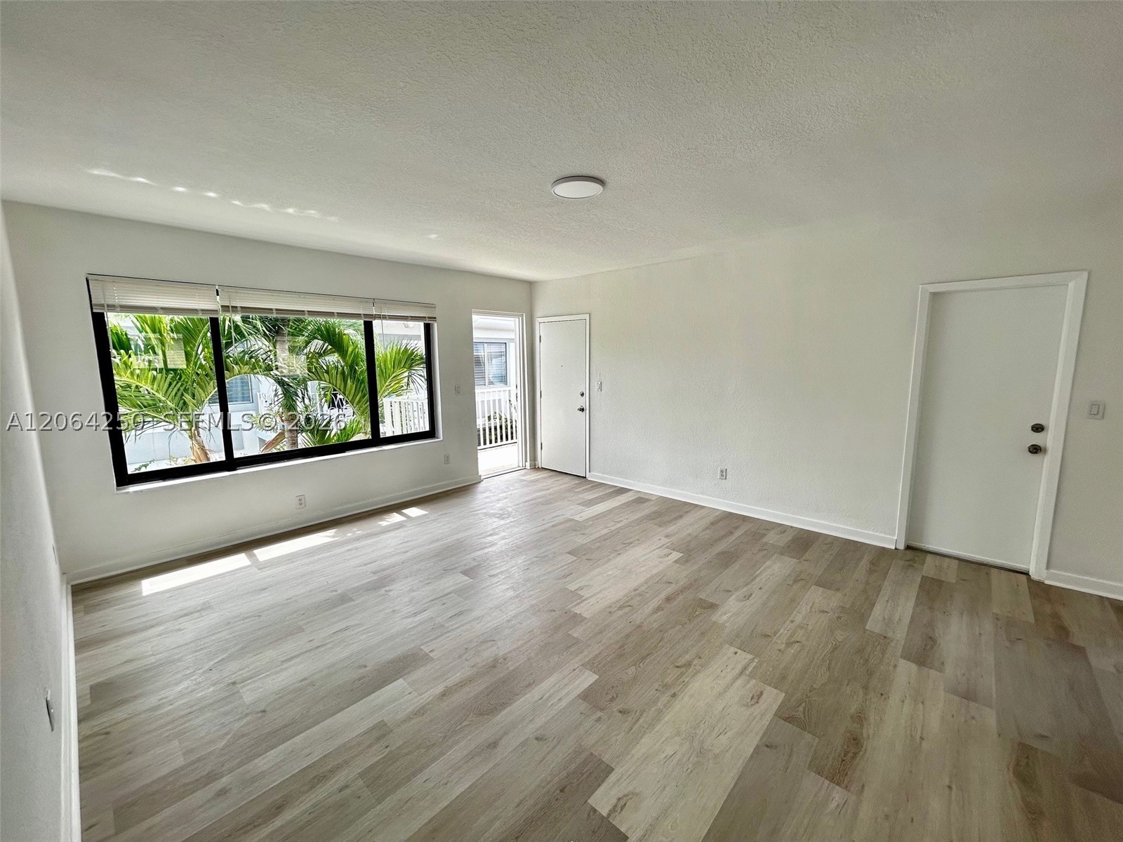 875 80th St #2, Miami Beach FL 33141