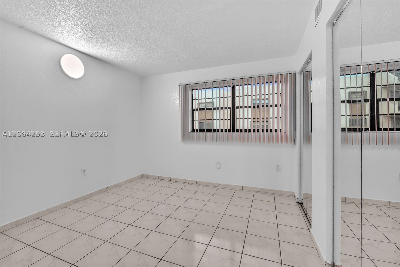 5249 NW 7th St #416, Miami FL 33126