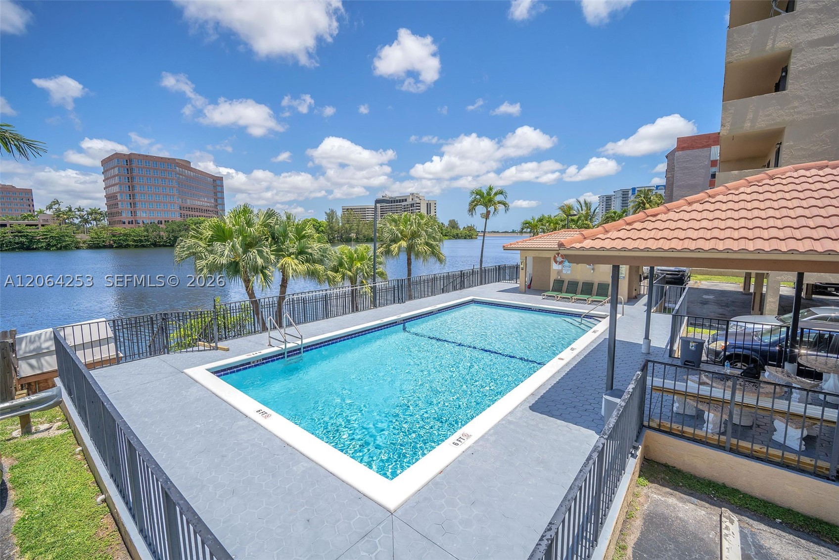 5249 NW 7th St #416, Miami FL 33126
