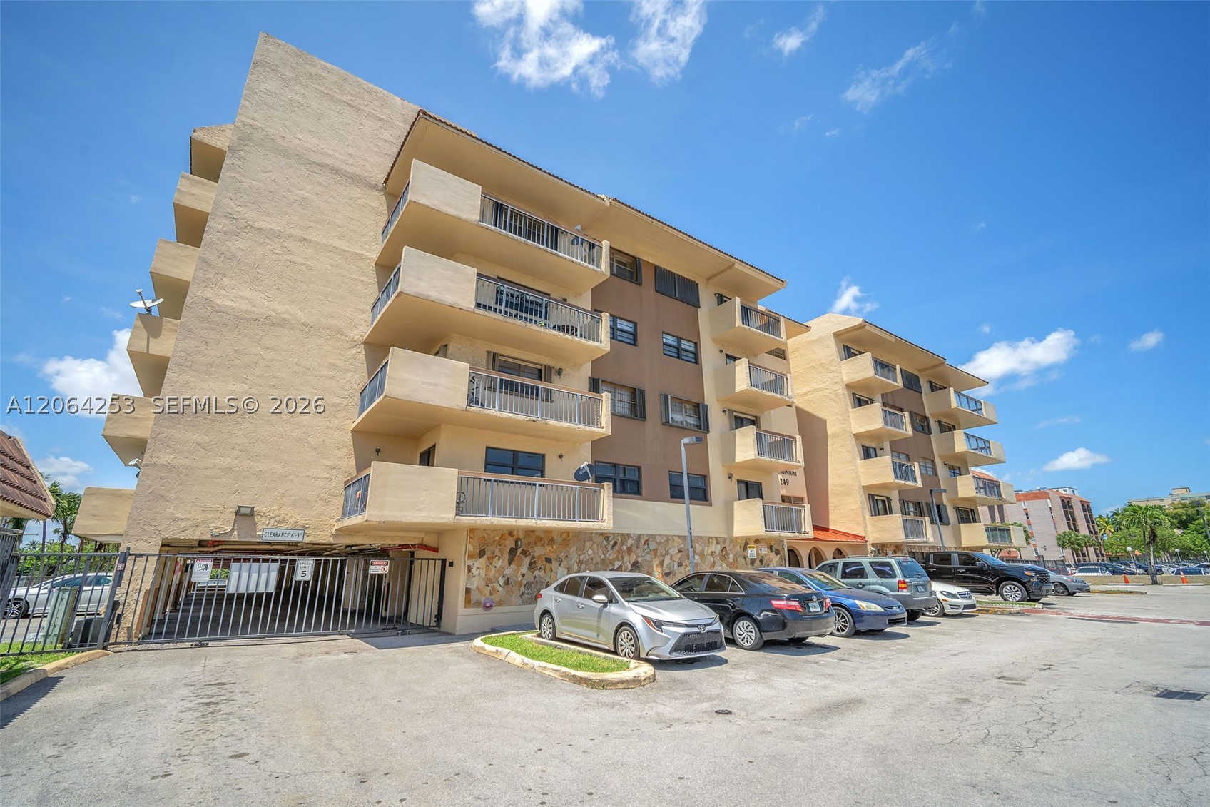 5249 NW 7th St #416, Miami FL 33126