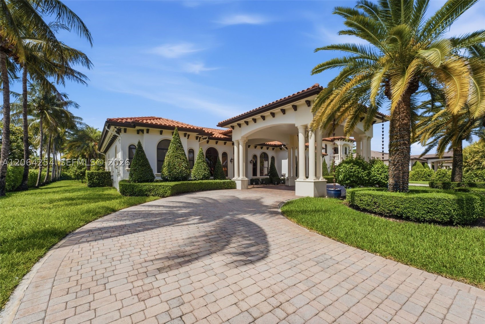 10181 NW 131st St, Hialeah Gardens FL 33018