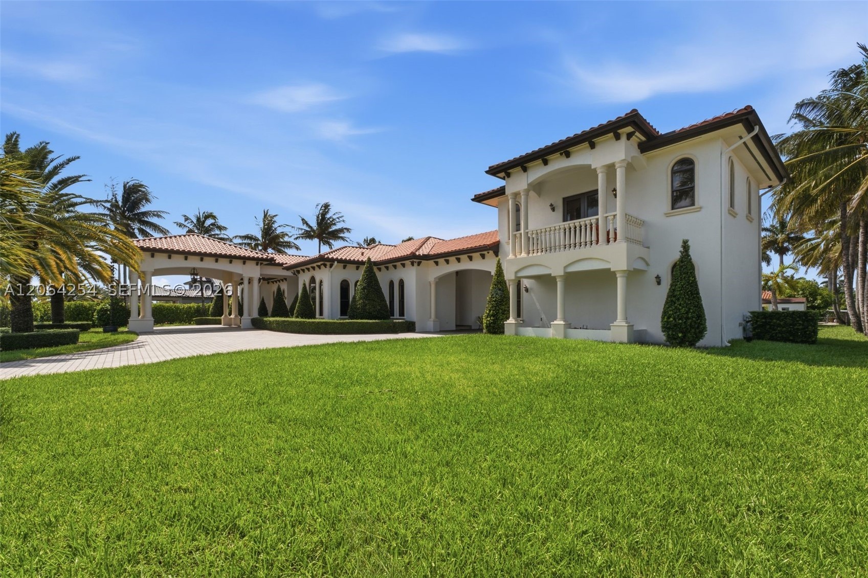 10181 NW 131st St, Hialeah Gardens FL 33018