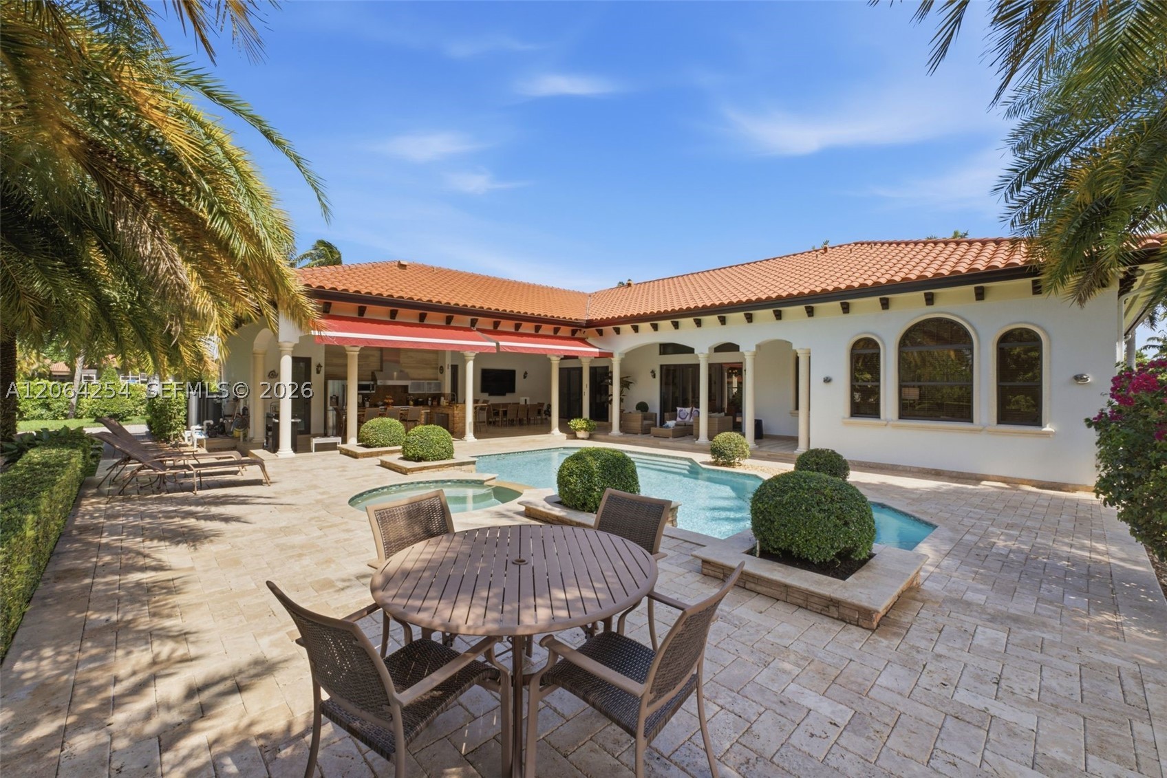 10181 NW 131st St, Hialeah Gardens FL 33018