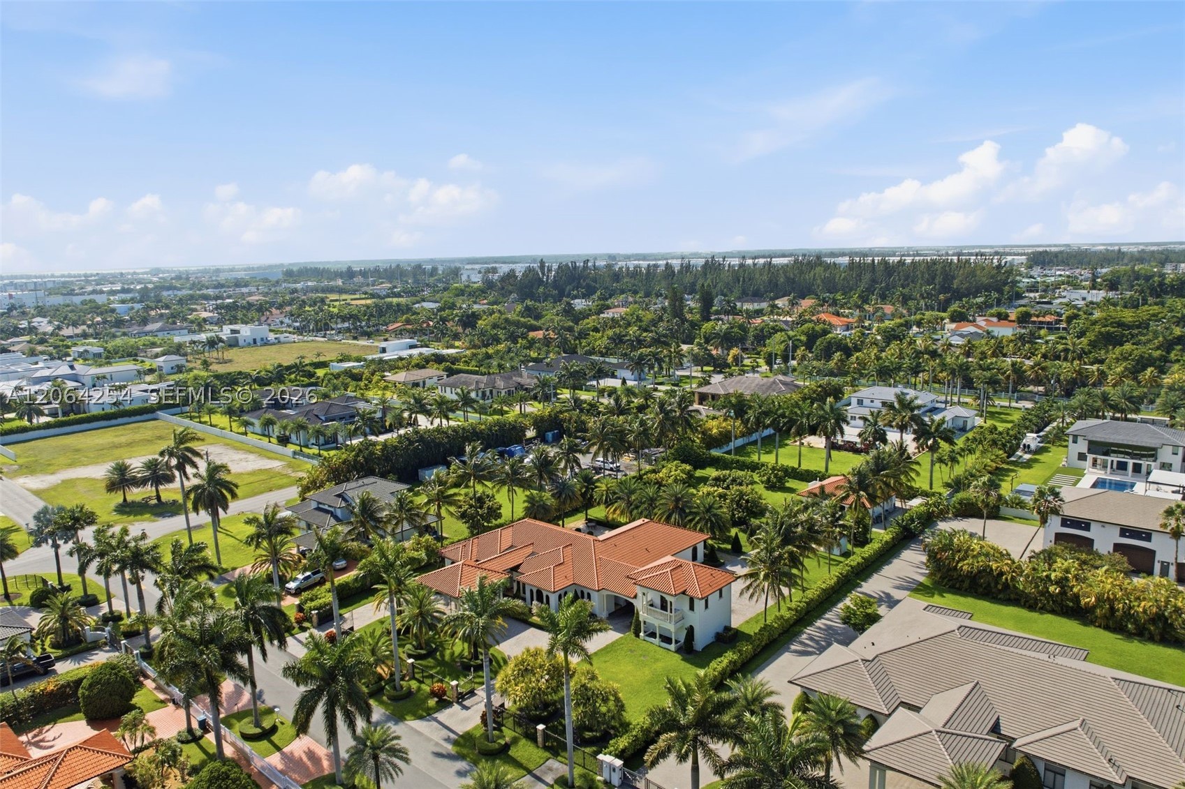 10181 NW 131st St, Hialeah Gardens FL 33018
