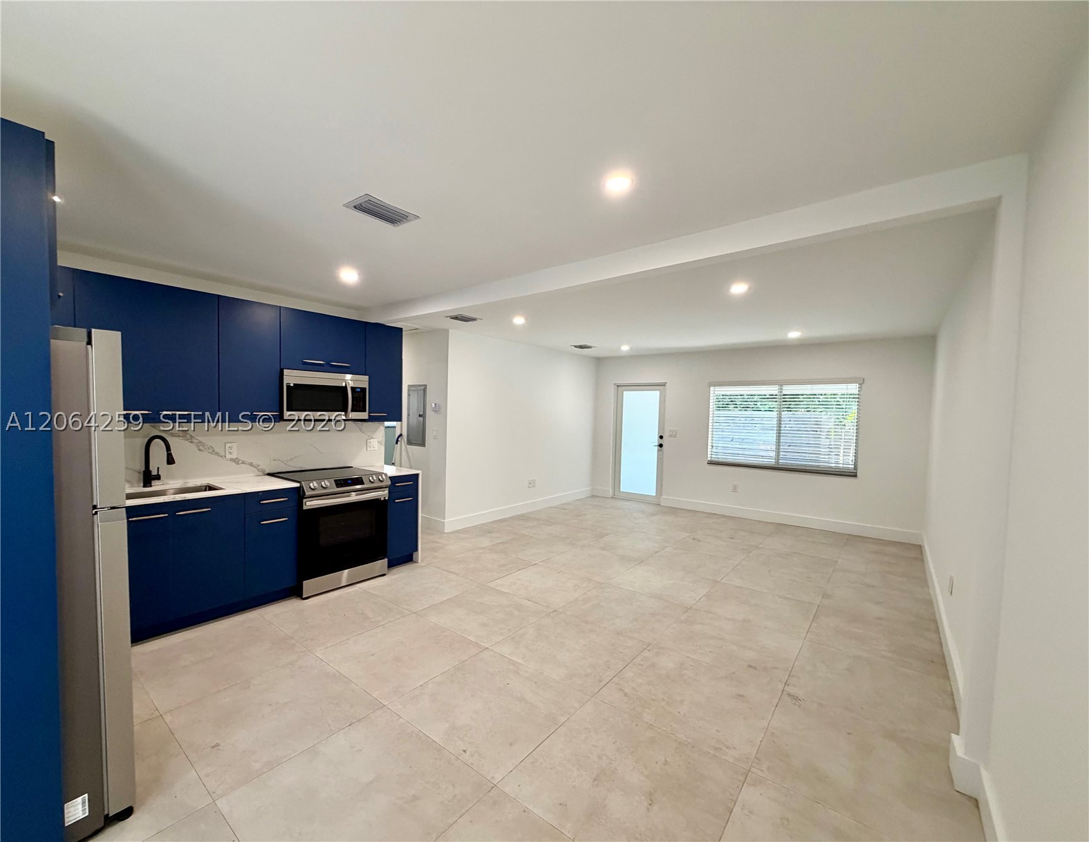 1436 NW 52nd St #0, Miami FL 33142