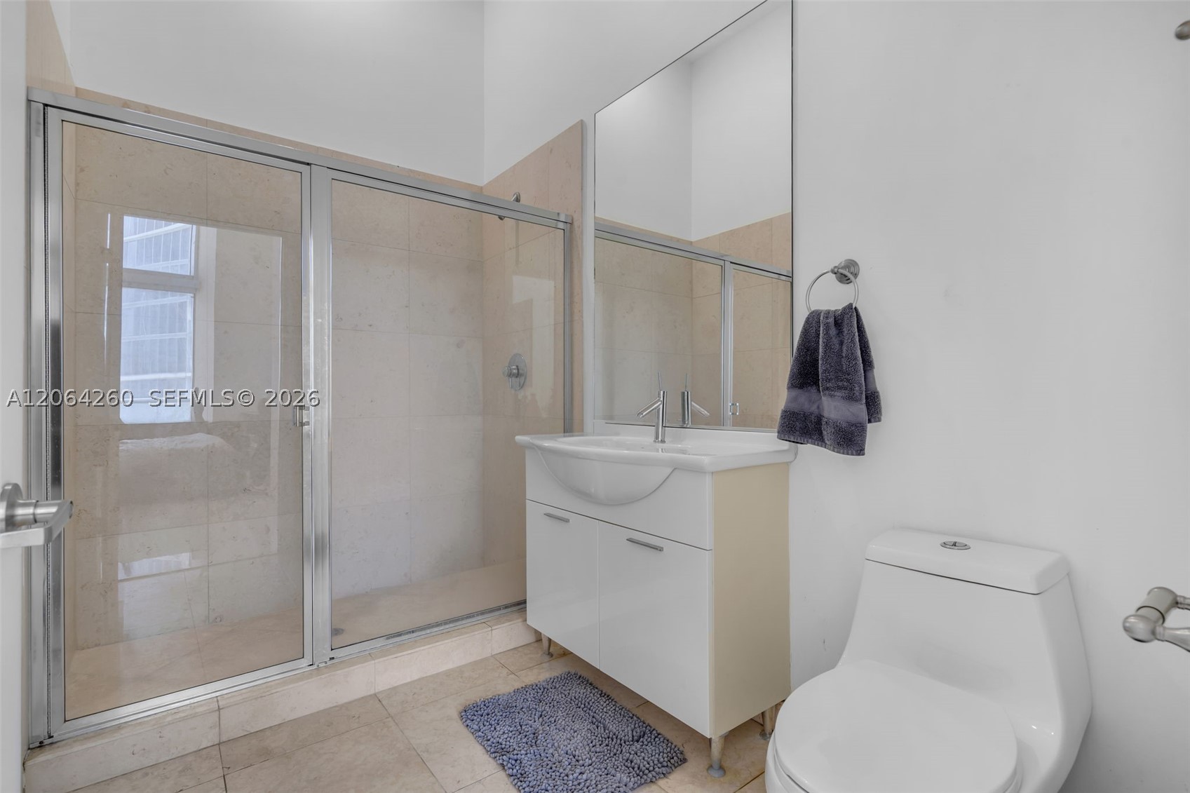 475 Brickell Ave #2813, Miami FL 33131