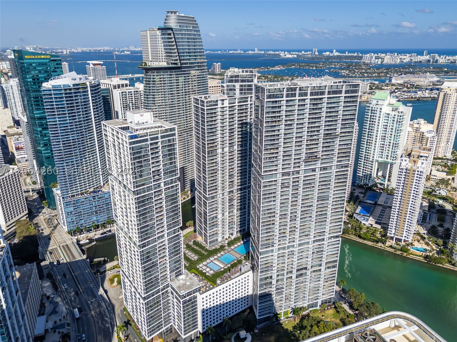 475 Brickell Ave #2813, Miami FL 33131