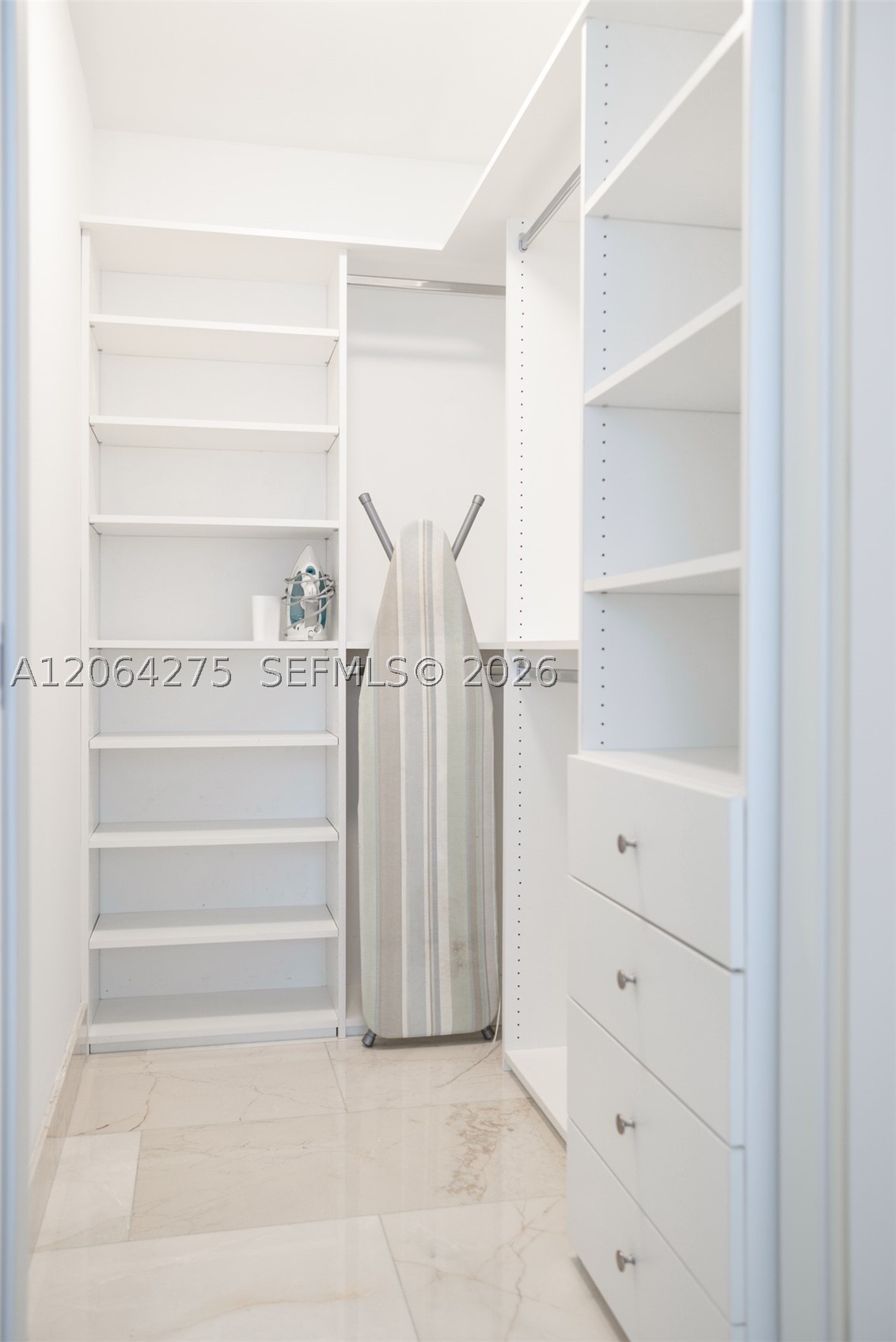 1300 Brickell Bay Dr #4300, Miami FL 33131
