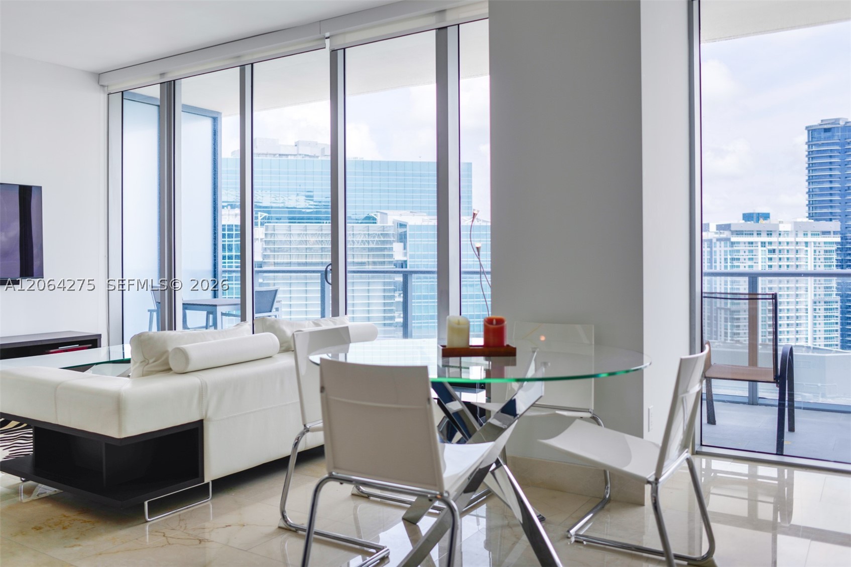 1300 Brickell Bay Dr #4300, Miami FL 33131