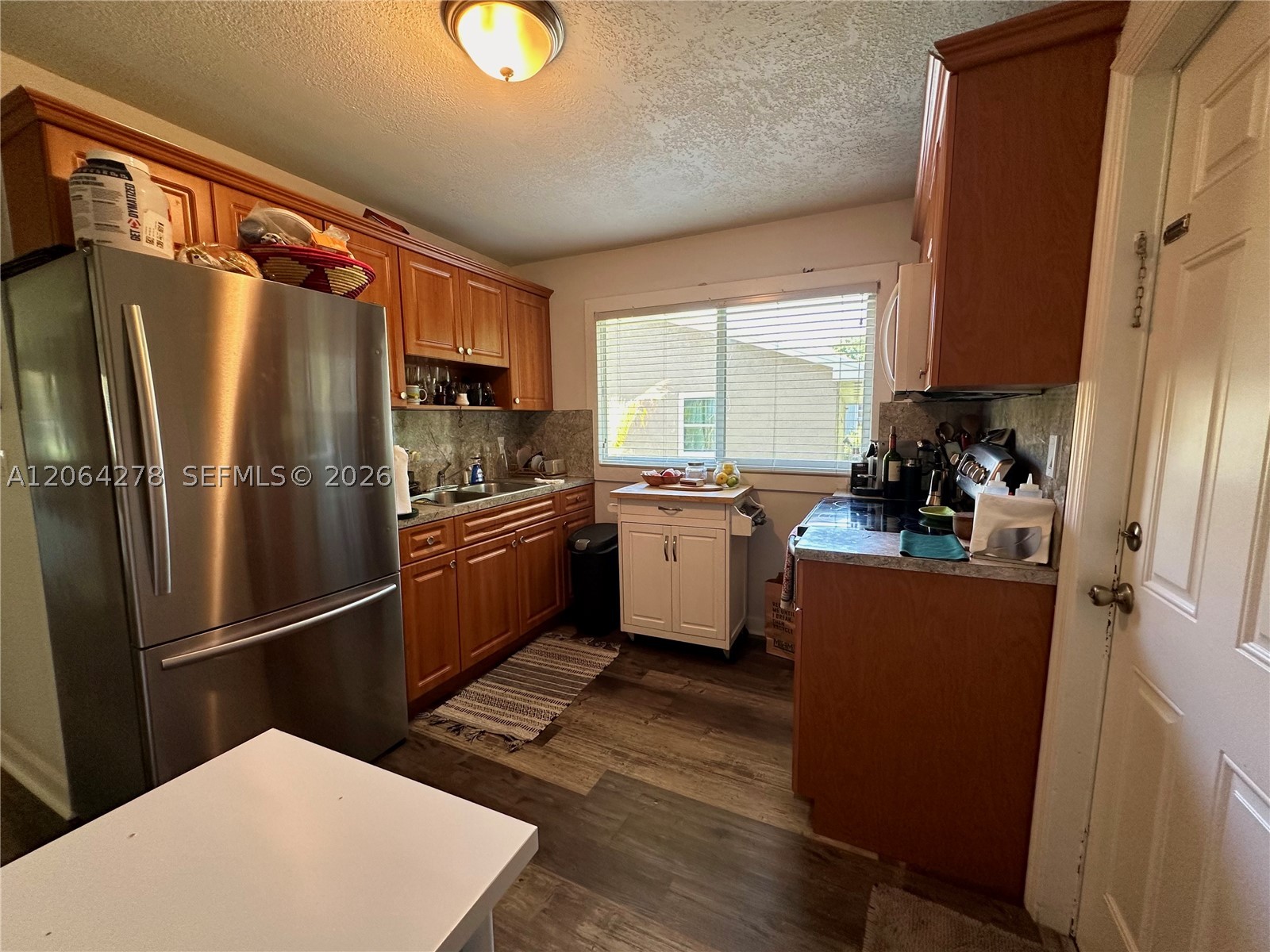3611 OAK AV, Miami FL 33133