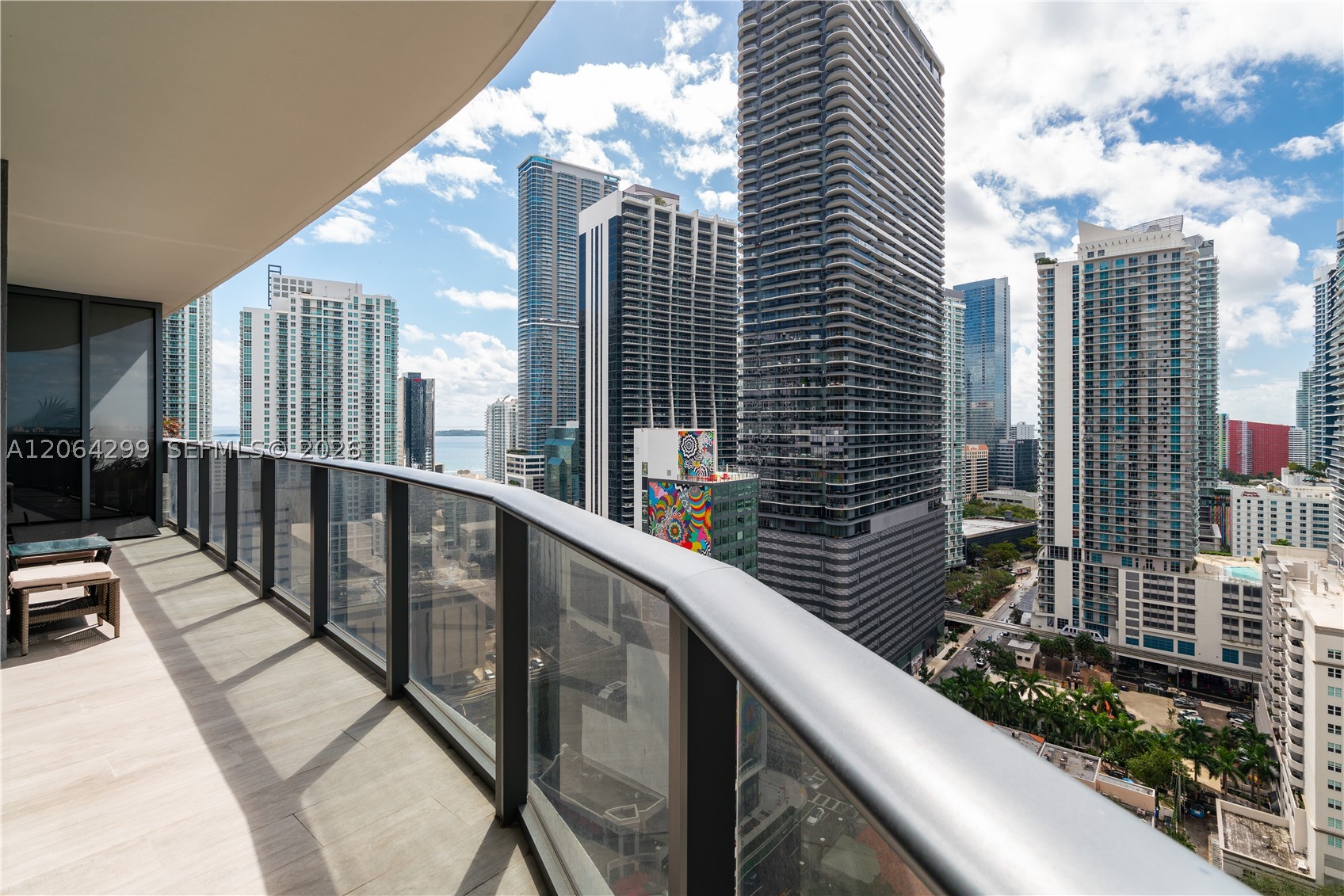 45 SW 9th St #2306, Miami FL 33130