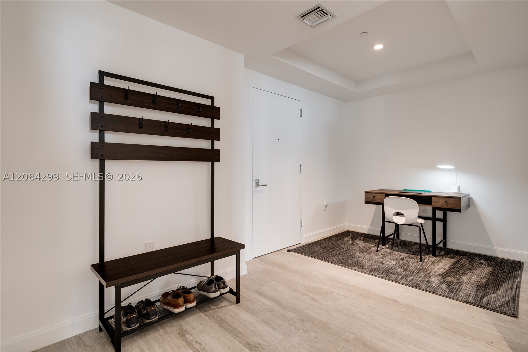 45 SW 9th St #2306, Miami FL 33130