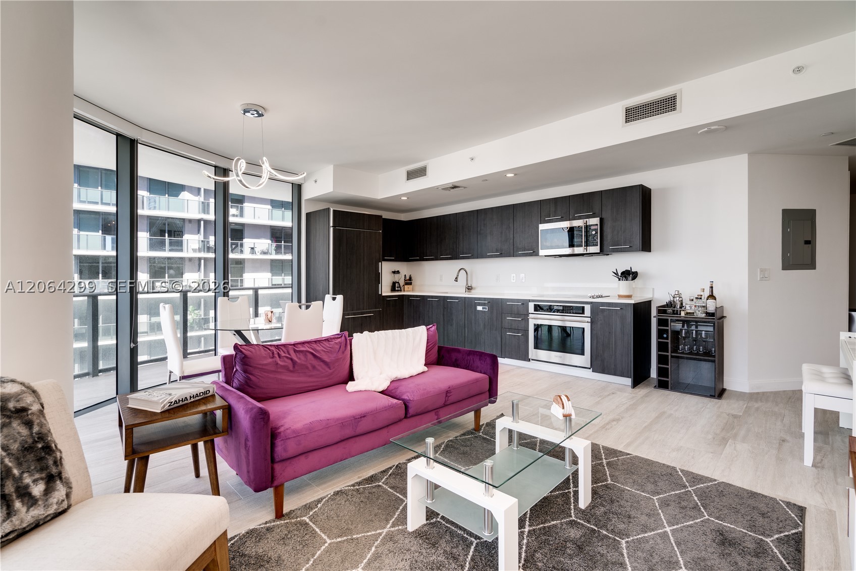 45 SW 9th St #2306, Miami FL 33130