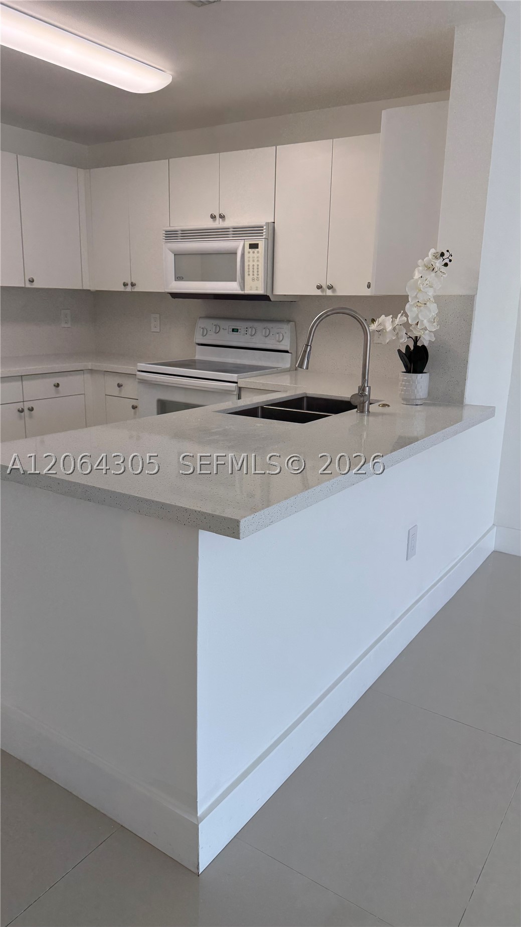 10 Aragon Ave #713, Coral Gables FL 33134