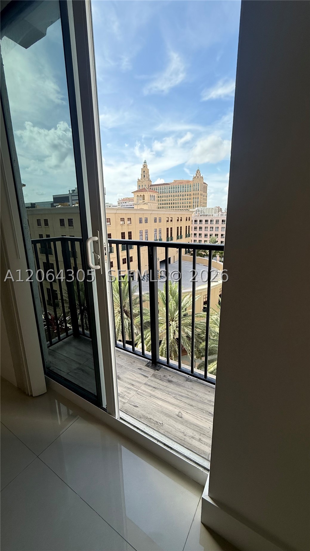 10 Aragon Ave #713, Coral Gables FL 33134