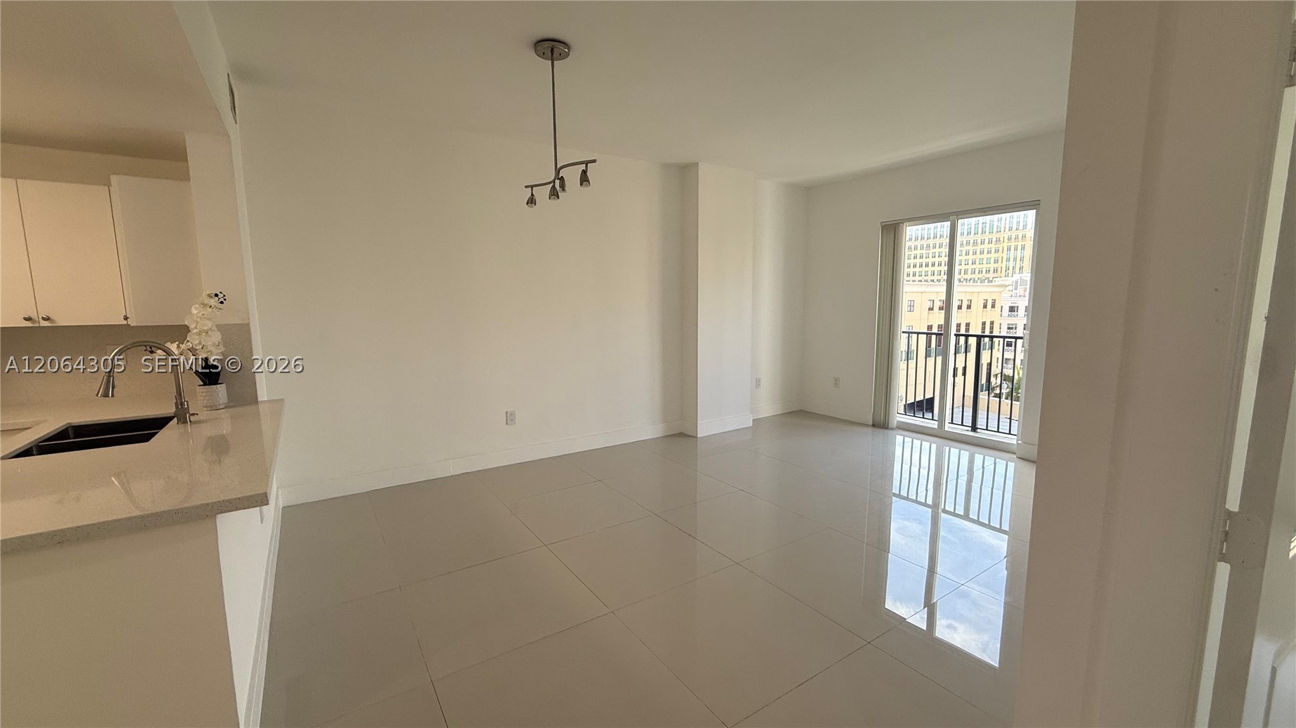 10 Aragon Ave #713, Coral Gables FL 33134