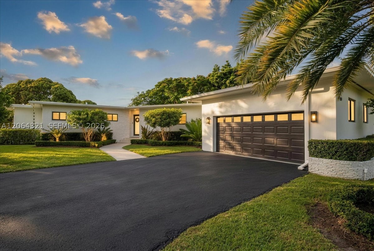 7240 Sunset Dr, Miami FL 33143