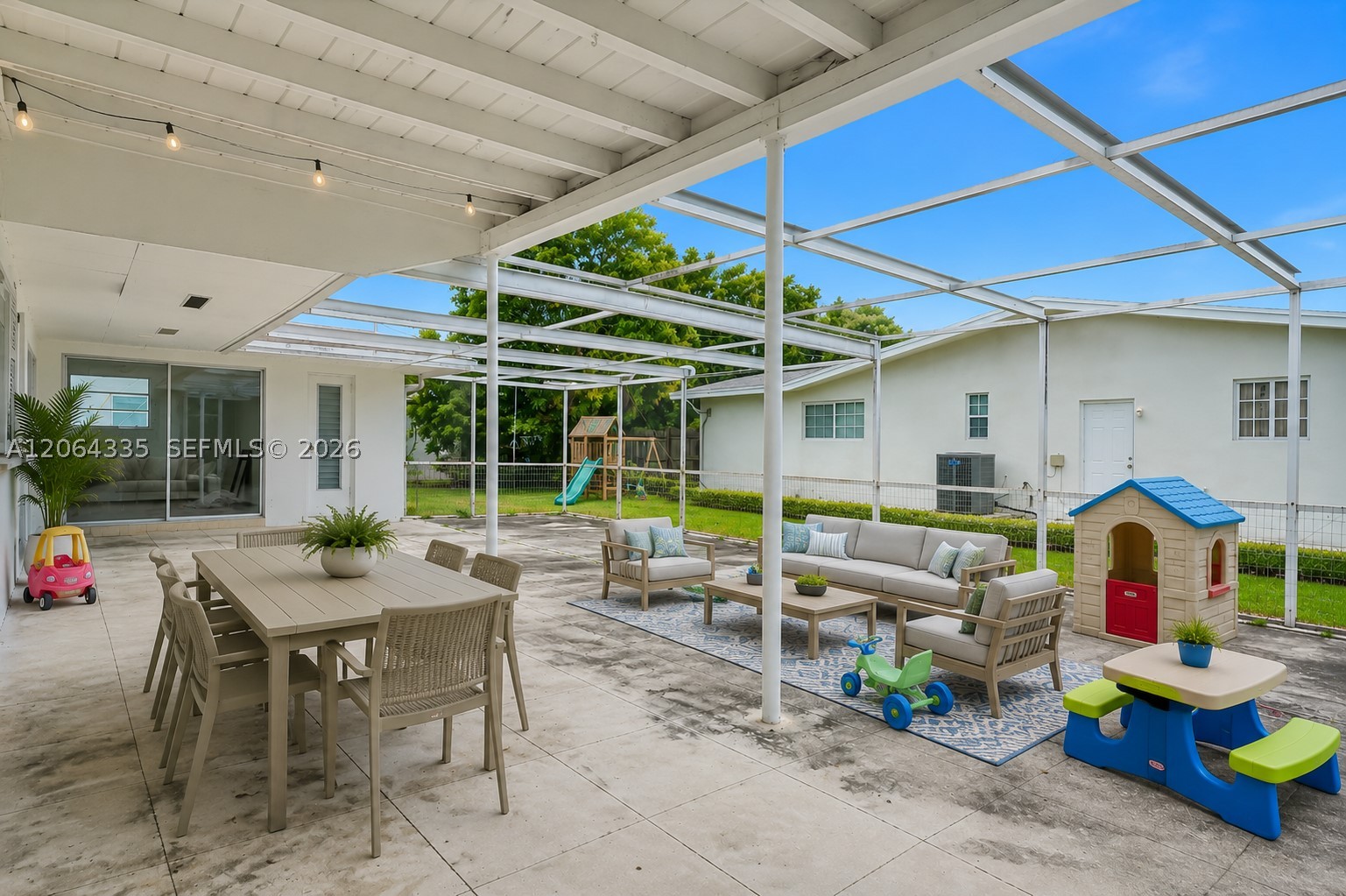 17355 NE 7th Ave, Miami FL 33162