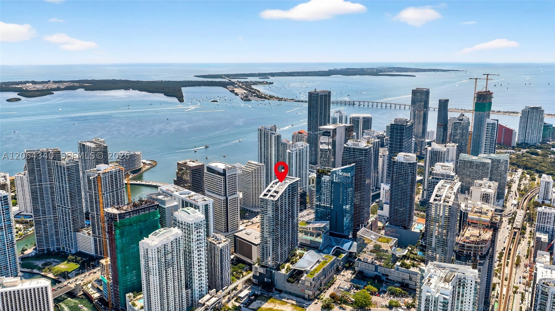 68 SE 6th St #3311, Miami FL 33131