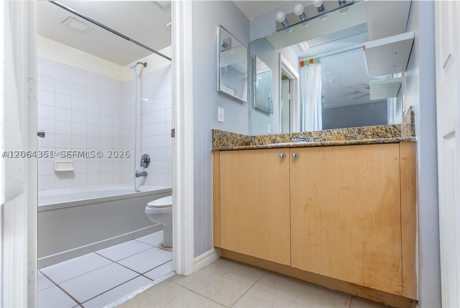 2845 NE 185th St #906, Aventura FL 33180