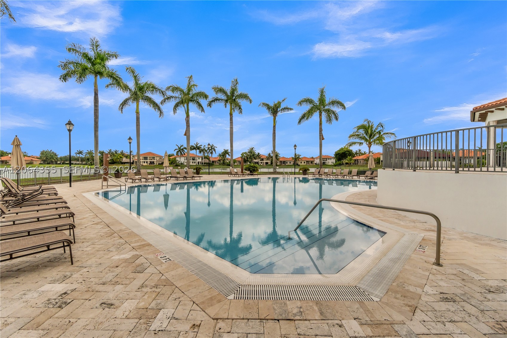 7965 SW 195th St, Cutler Bay FL 33157