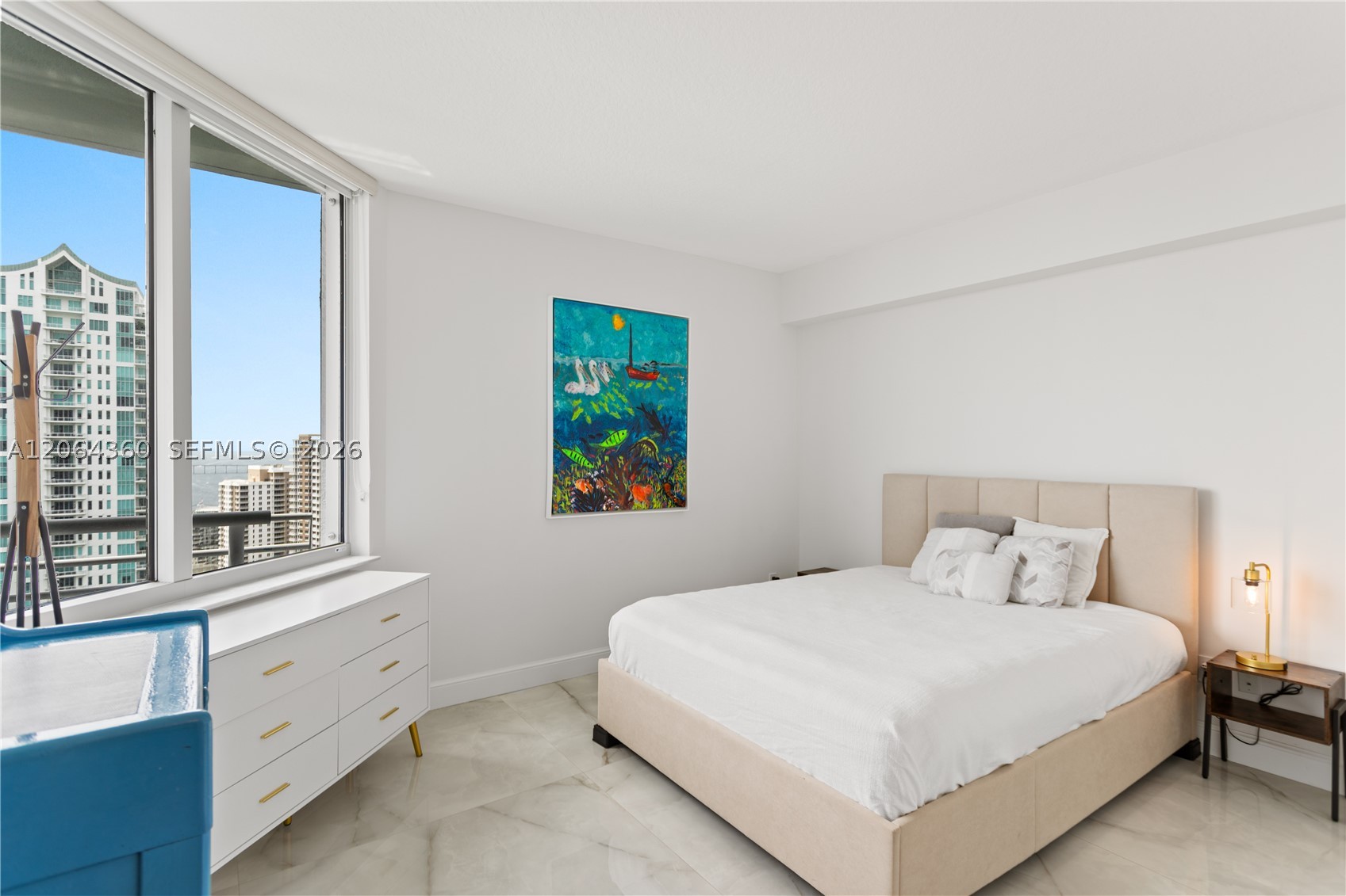 325 S Biscayne Blvd #3421, Miami FL 33131