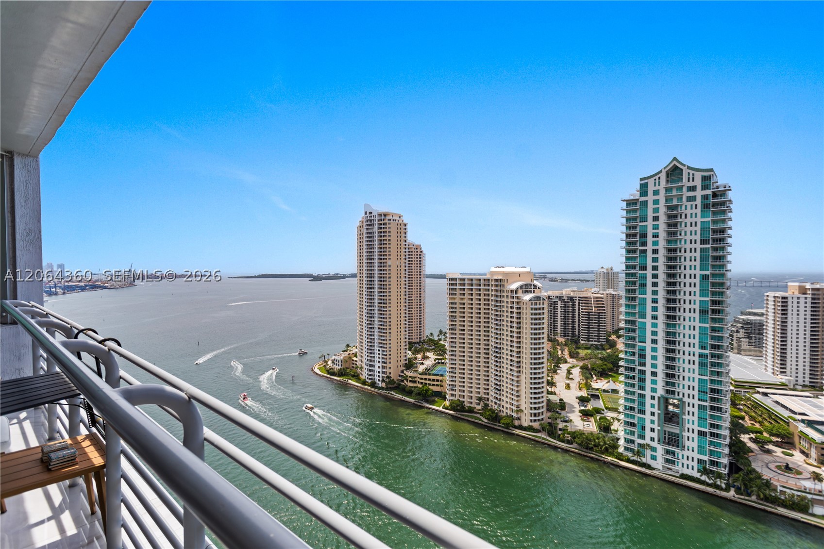 325 S Biscayne Blvd #3421, Miami FL 33131
