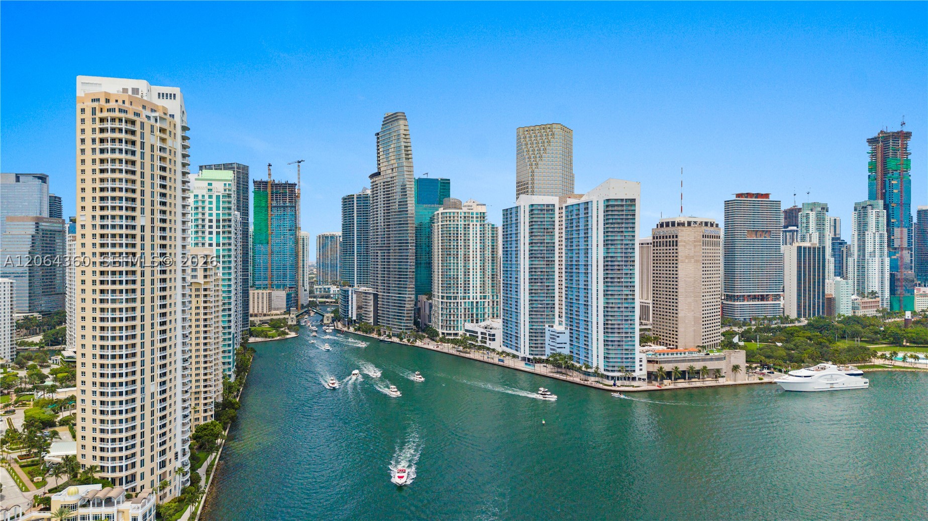 325 S Biscayne Blvd #3421, Miami FL 33131