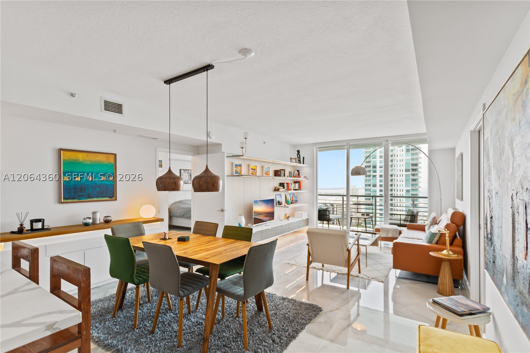 325 S Biscayne Blvd #3421, Miami FL 33131