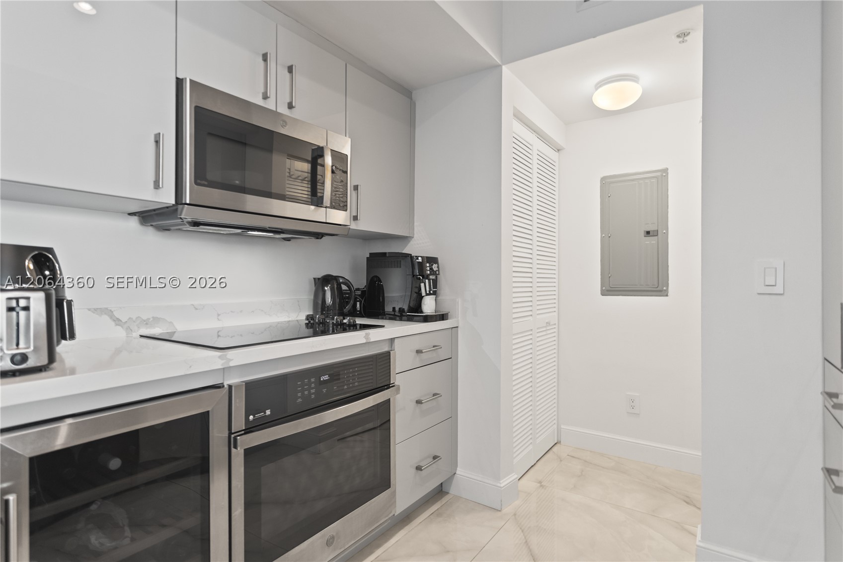 325 S Biscayne Blvd #3421, Miami FL 33131