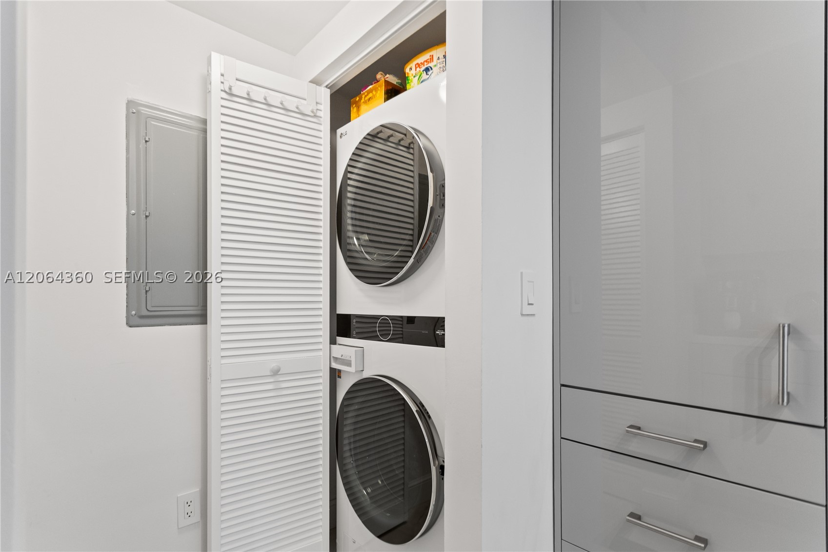 325 S Biscayne Blvd #3421, Miami FL 33131