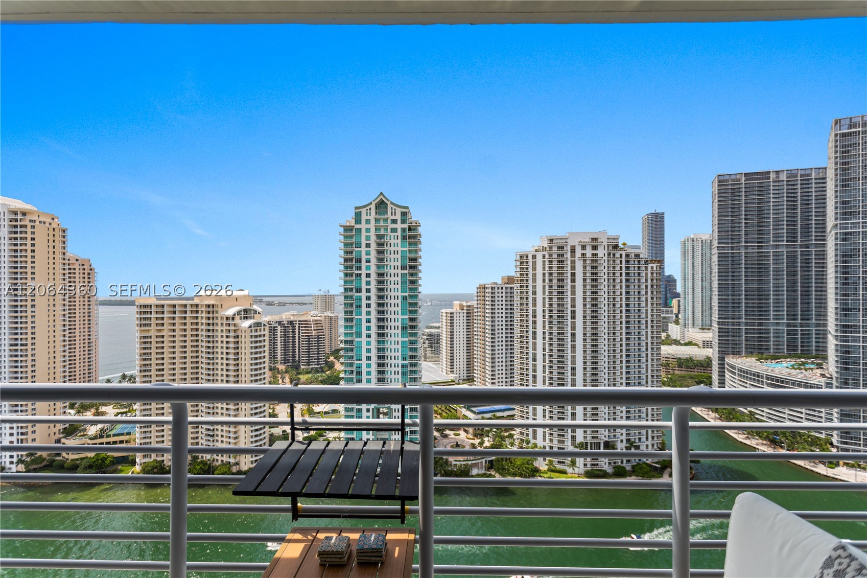 325 S Biscayne Blvd #3421, Miami FL 33131