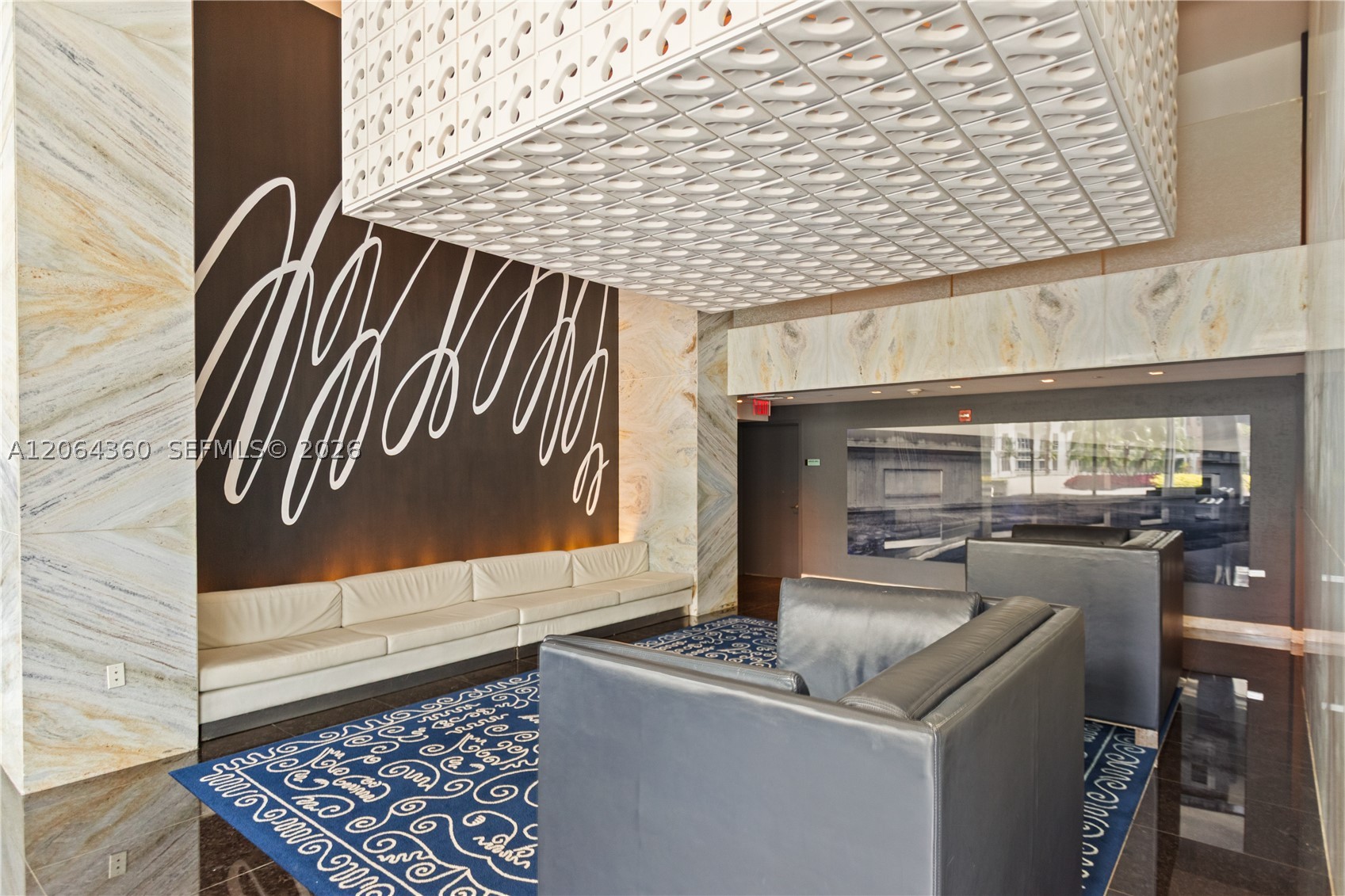 325 S Biscayne Blvd #3421, Miami FL 33131