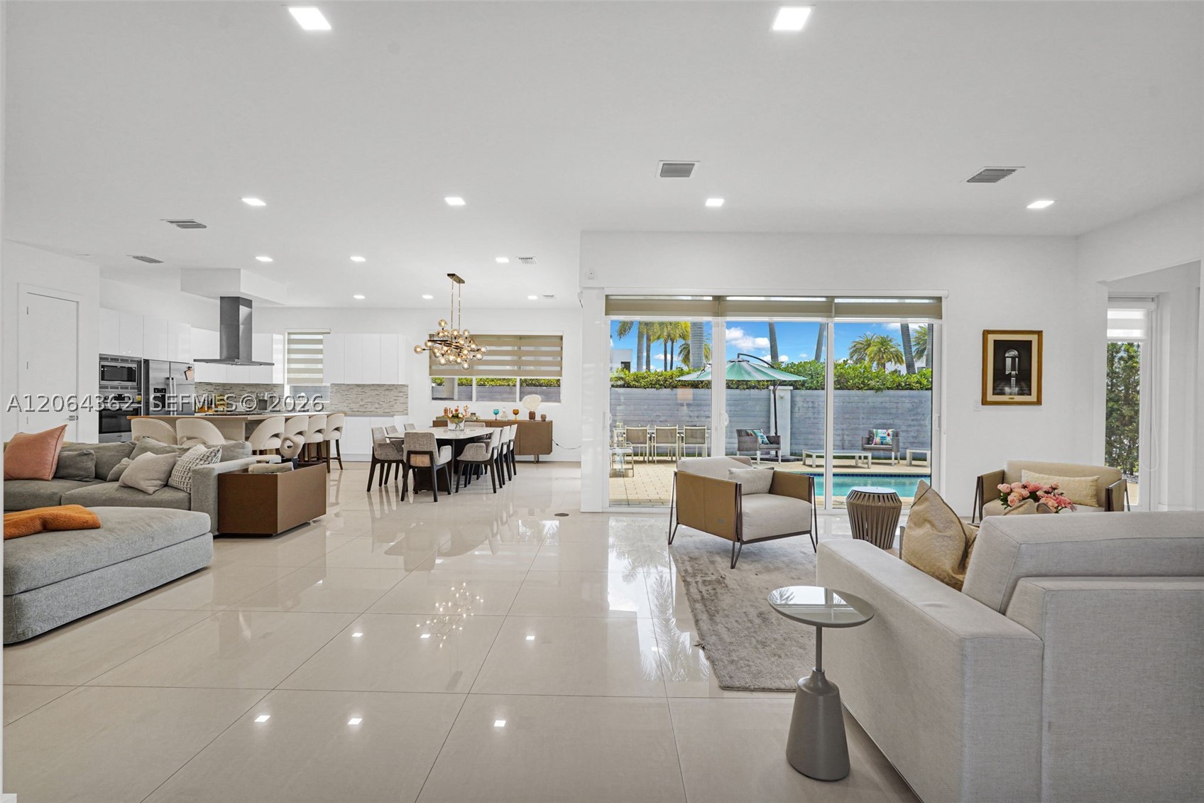 7509 NW 99th Ave, Doral FL 33178
