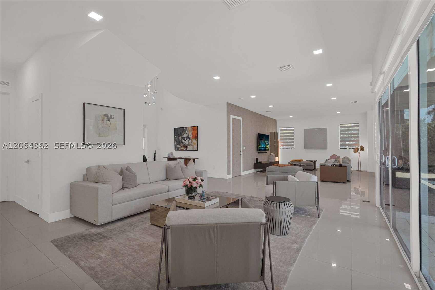 7509 NW 99th Ave, Doral FL 33178
